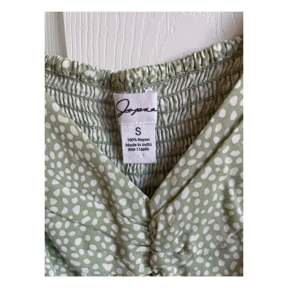 Green White Ruched Top - Picture 2 of 4